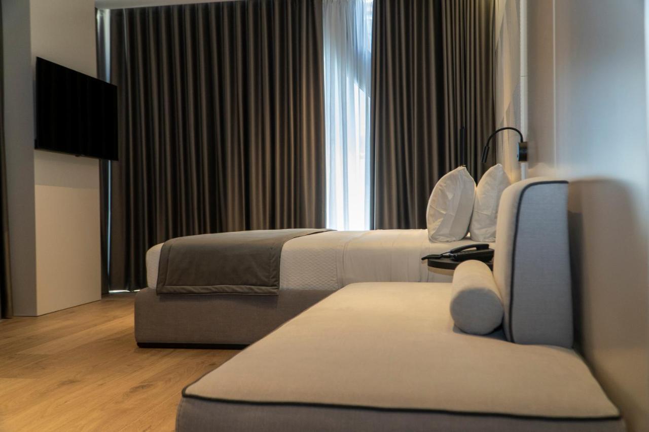Center Hotel Саранда Экстерьер фото
