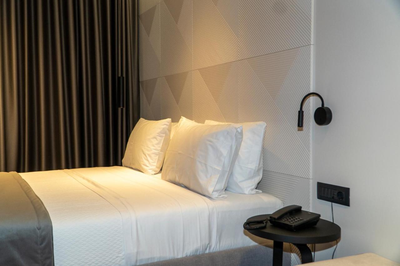 Center Hotel Саранда Экстерьер фото